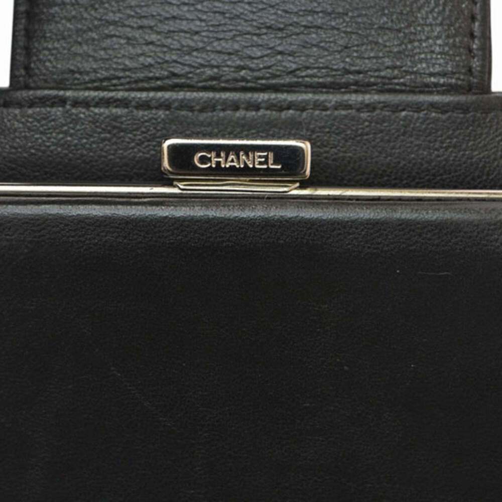 CHANEL Black Lambskin Leather Wallet - Picture 15 of 15